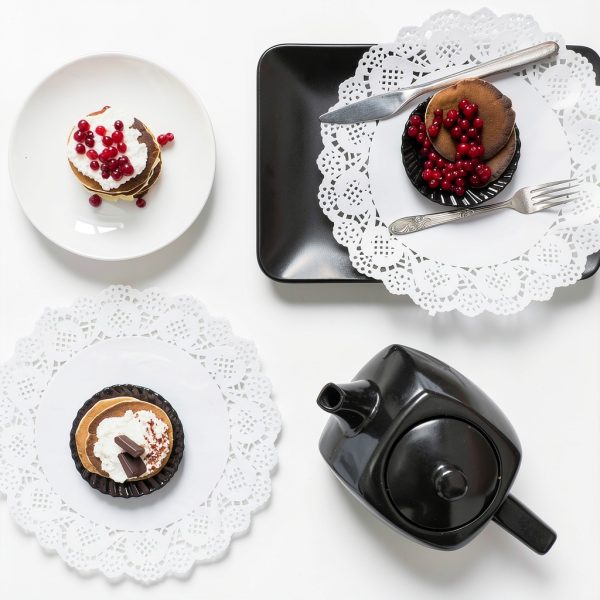 Awsaccy Disposable Doilies Food Safe Grease Proof Paper Lace-3